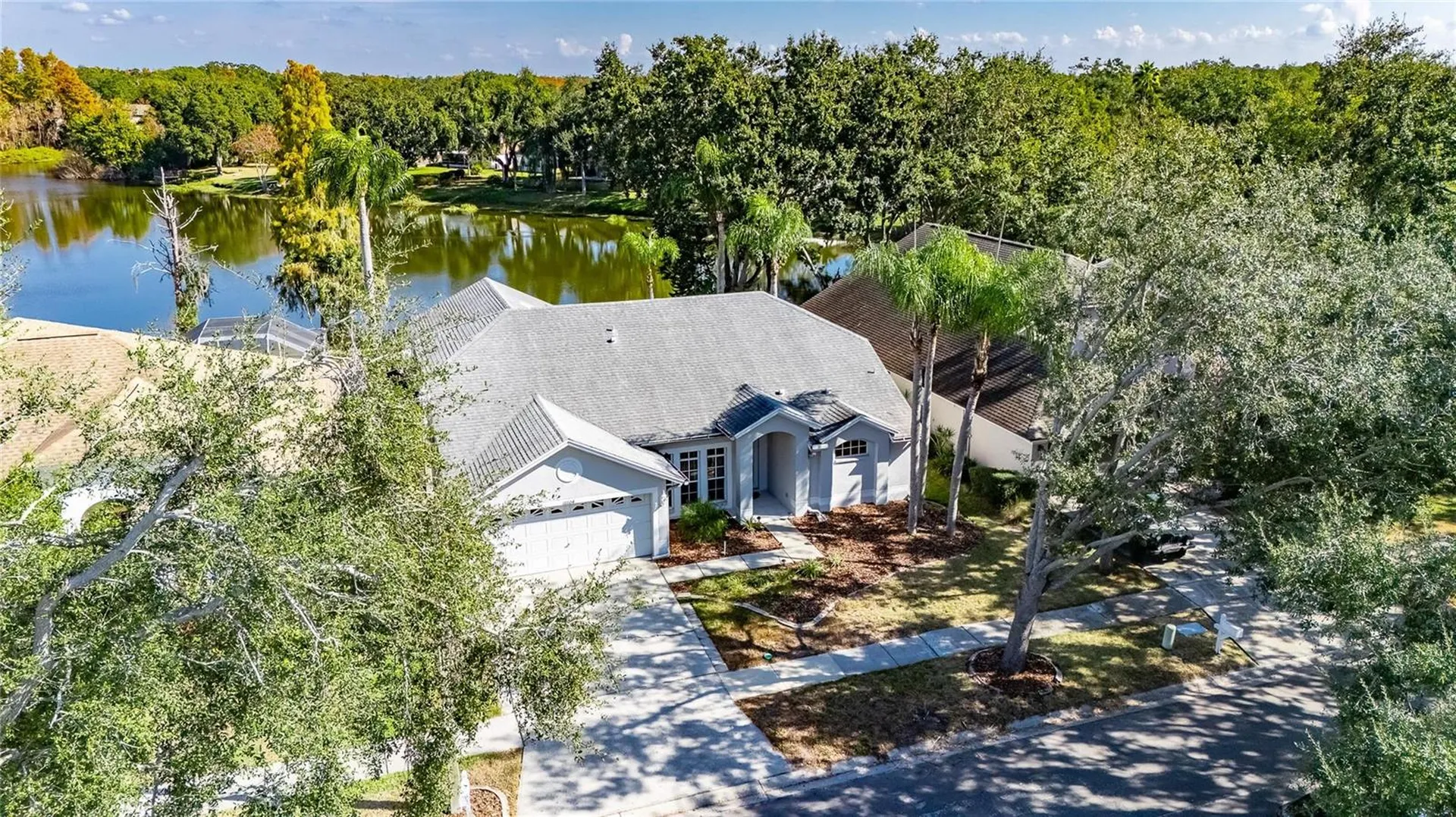 16604 Lake Heather Drive Tampa FL 33618
