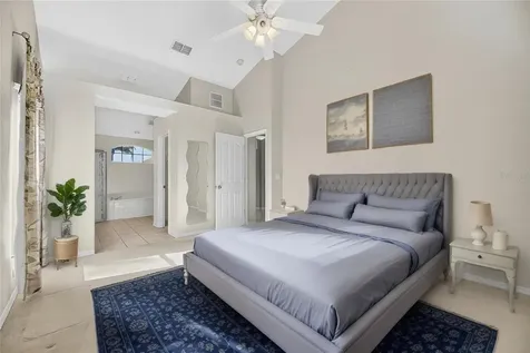16604 Lake Heather Drive Tampa FL 33618