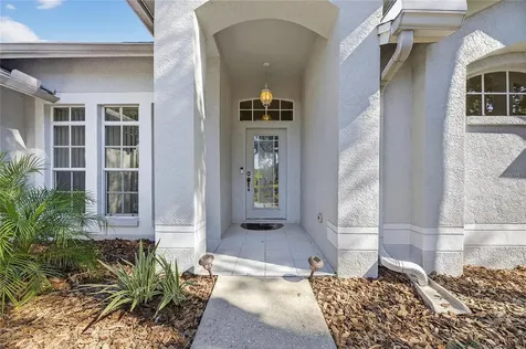 16604 Lake Heather Drive Tampa FL 33618