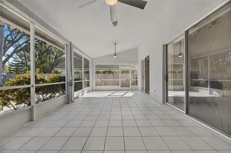 16604 Lake Heather Drive Tampa FL 33618