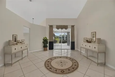 16604 Lake Heather Drive Tampa FL 33618