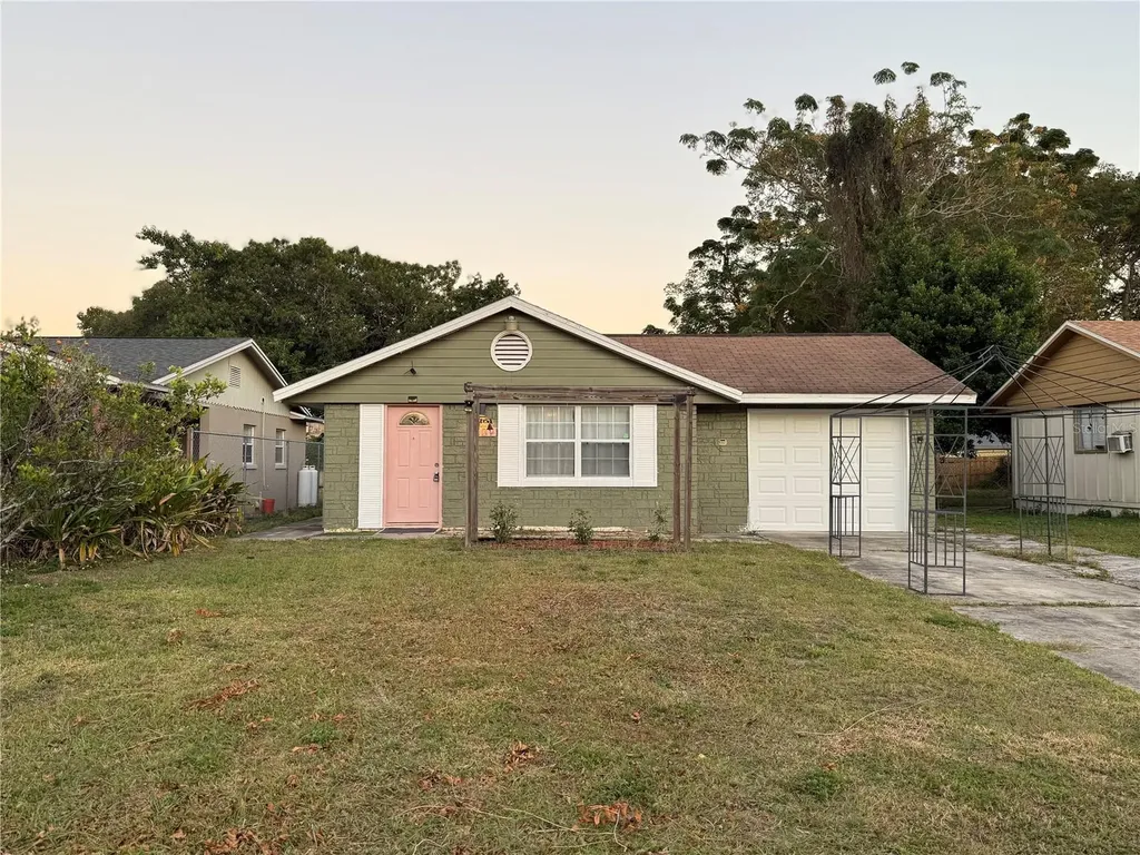1009 Jamajo Boulevard Orlando FL 32803