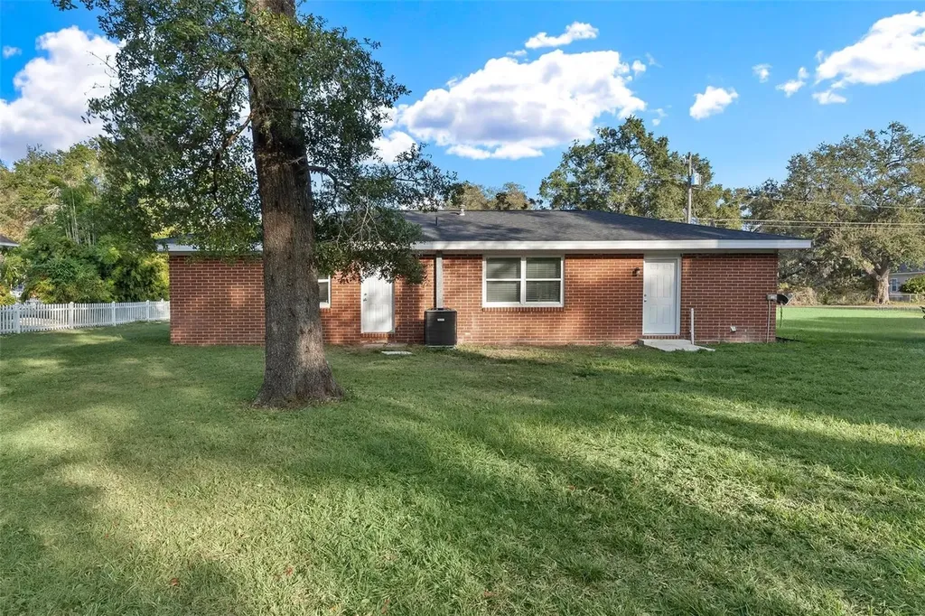 500 College Avenue Fruitland Park FL 34731