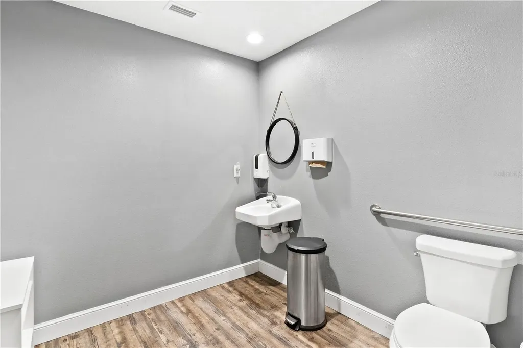 32347 County Road 473 Leesburg FL 34788