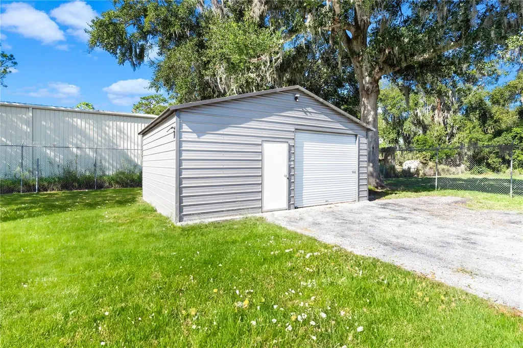 32347 County Road 473 Leesburg FL 34788
