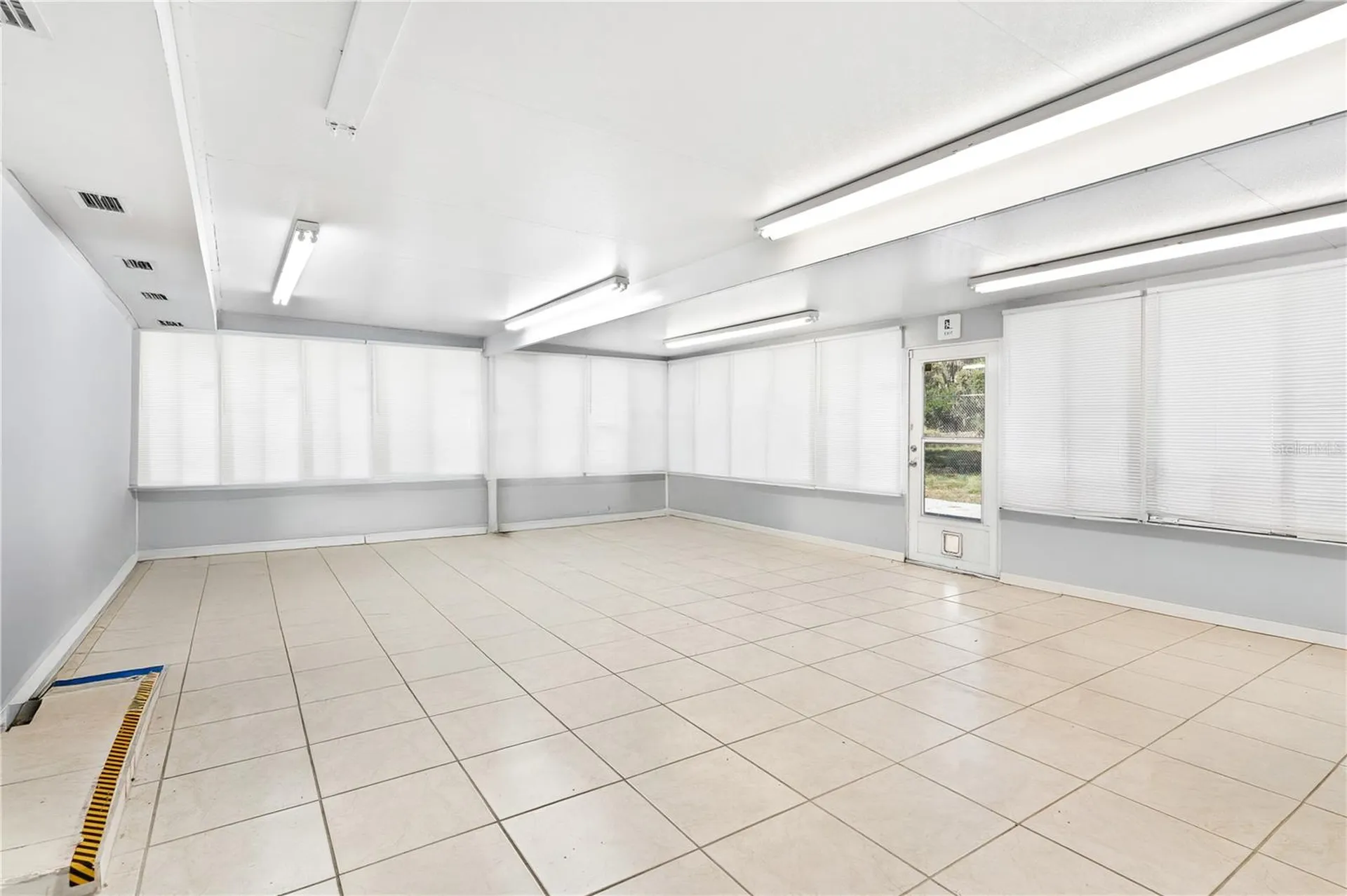 32347 County Road 473 Leesburg FL 34788