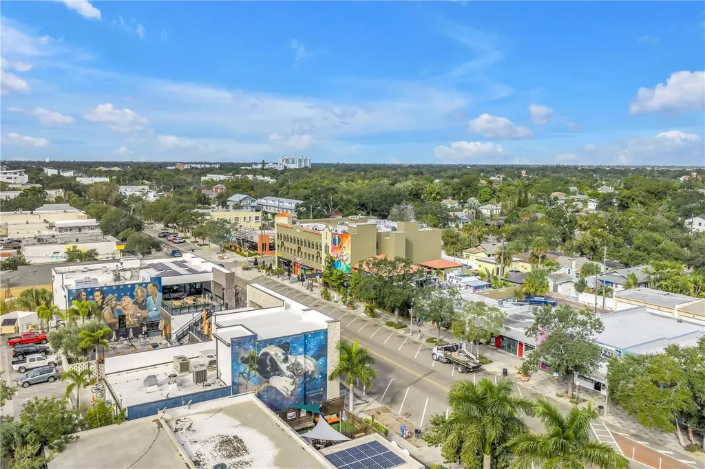 2848 Emerson Avenue S St Petersburg FL 33712