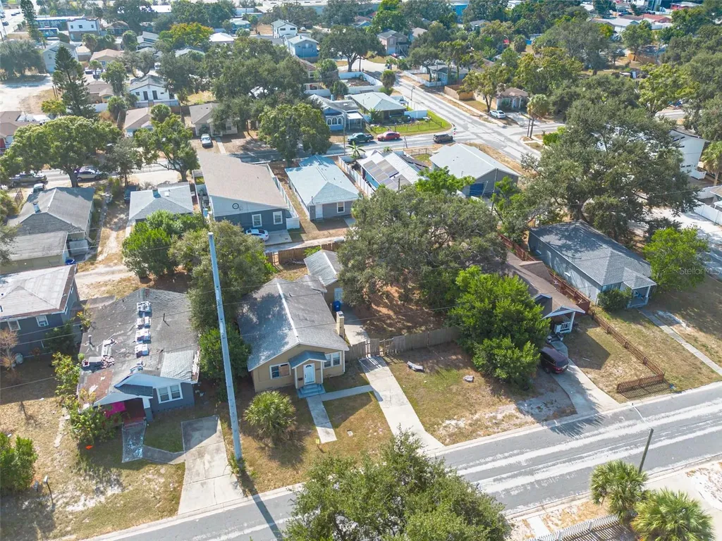 2848 Emerson Avenue S St Petersburg FL 33712