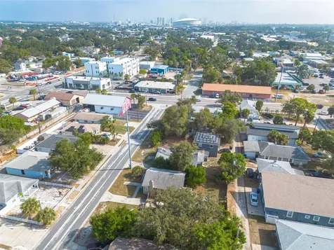 2848 Emerson Avenue S St Petersburg FL 33712