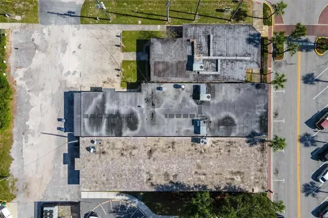 227 E Main Street Tavares FL 32778
