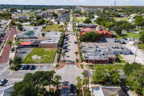227 E Main Street Tavares FL 32778