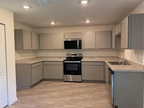 904 Hudson Valley Drive Poinciana FL 34759