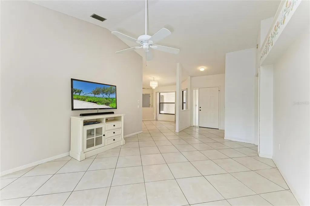 101 Southampton Place N Venice FL 34293
