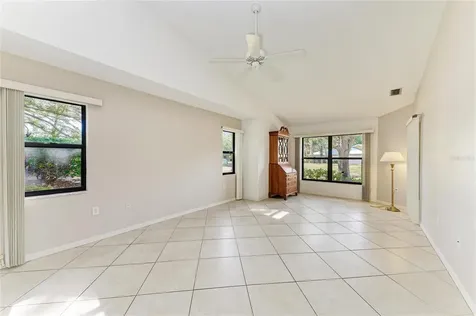 101 Southampton Place N Venice FL 34293