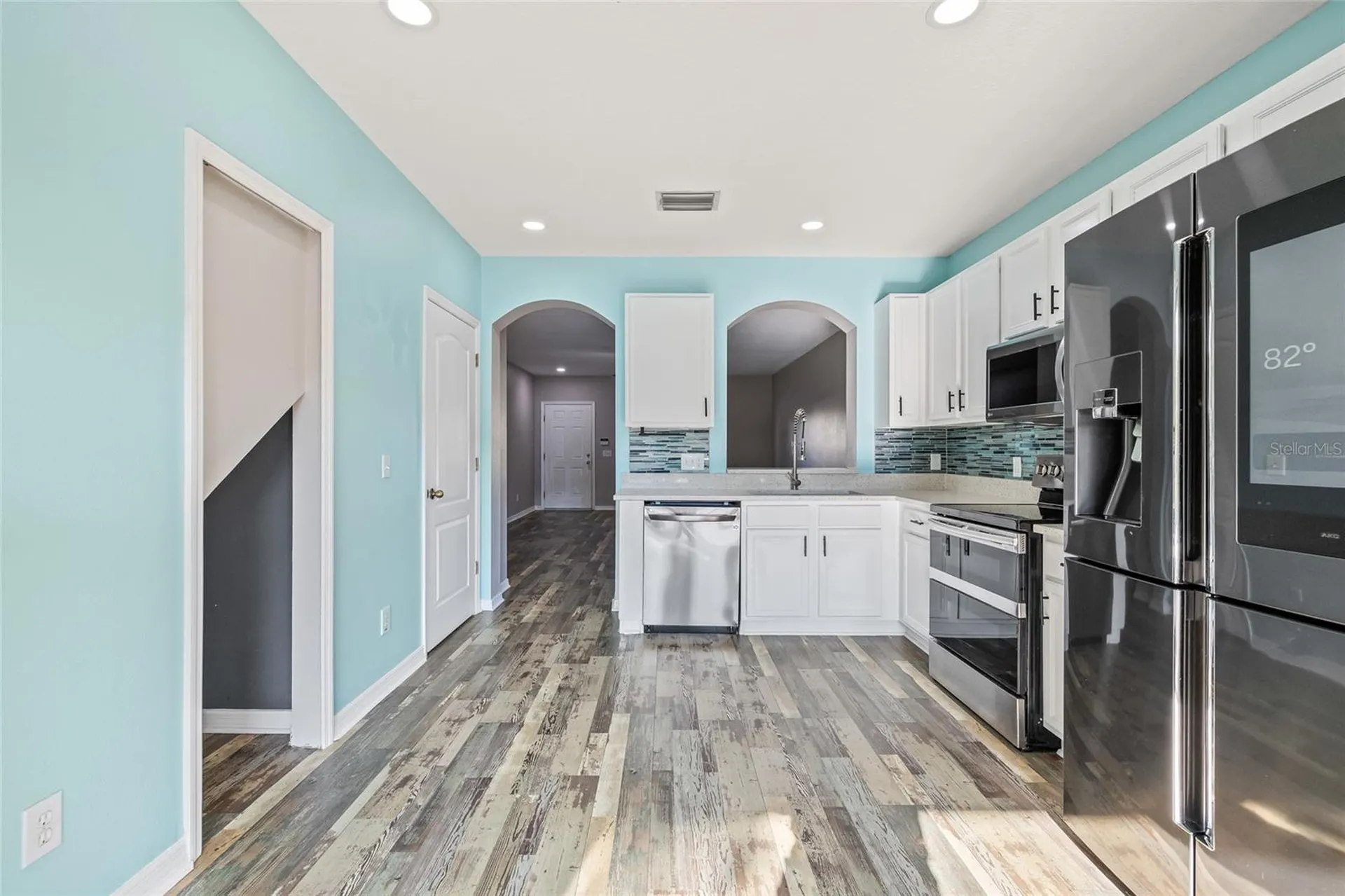 16302 Swan View Circle Odessa FL 33556