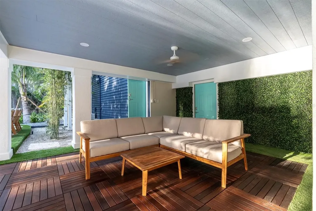 4004 Bayside Court Bradenton FL 34210