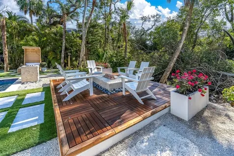 4004 Bayside Court Bradenton FL 34210