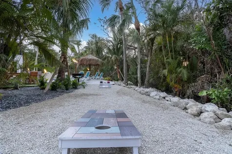 4004 Bayside Court Bradenton FL 34210