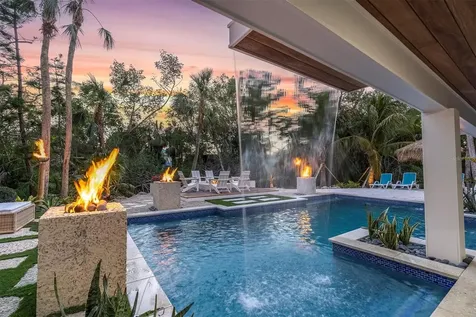 4004 Bayside Court Bradenton FL 34210