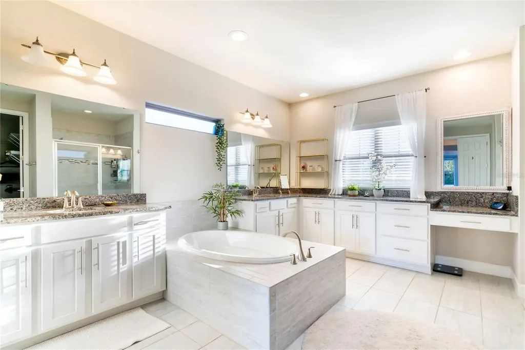 9210 Royal Estates Boulevard Orlando FL 32836
