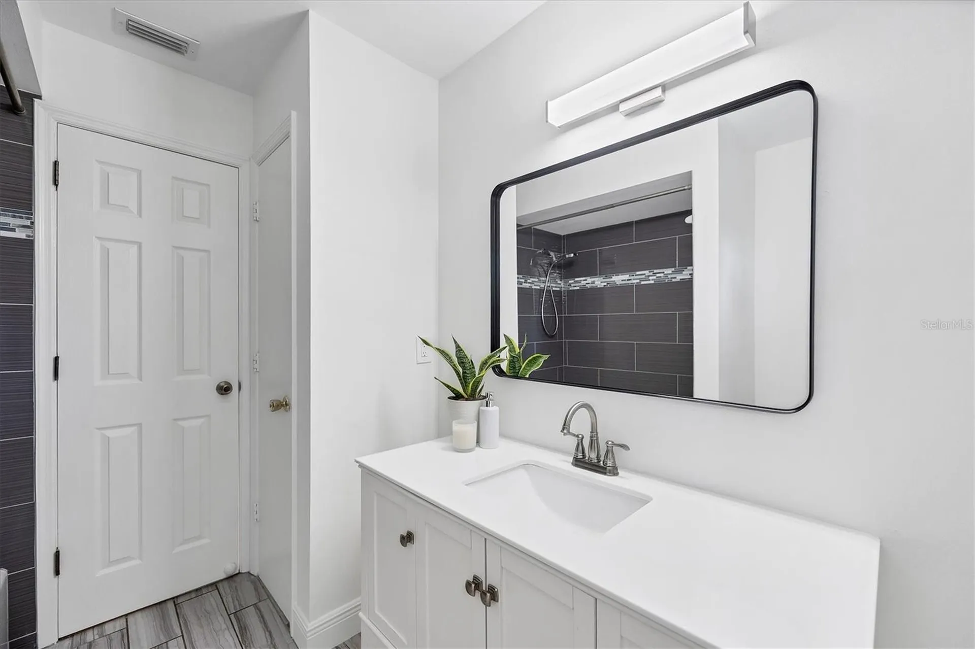 1632 Worrington Street Sarasota FL 34231