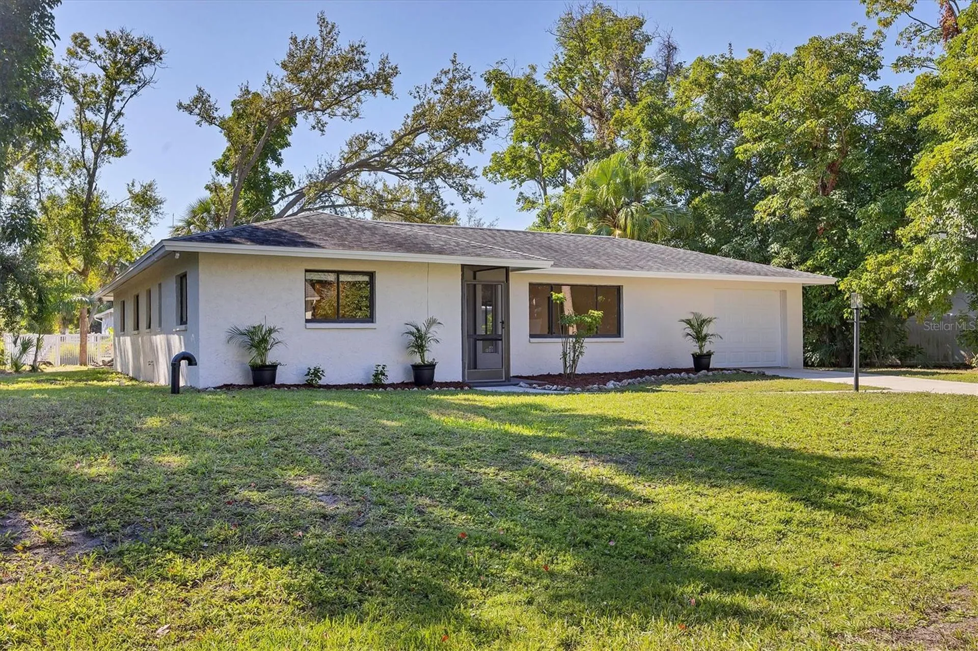 1632 Worrington Street Sarasota FL 34231