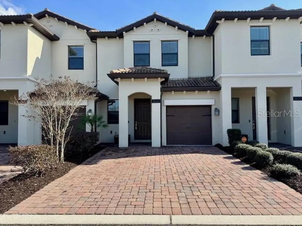 1222 Royal St George Boulevard Davenport FL 33896