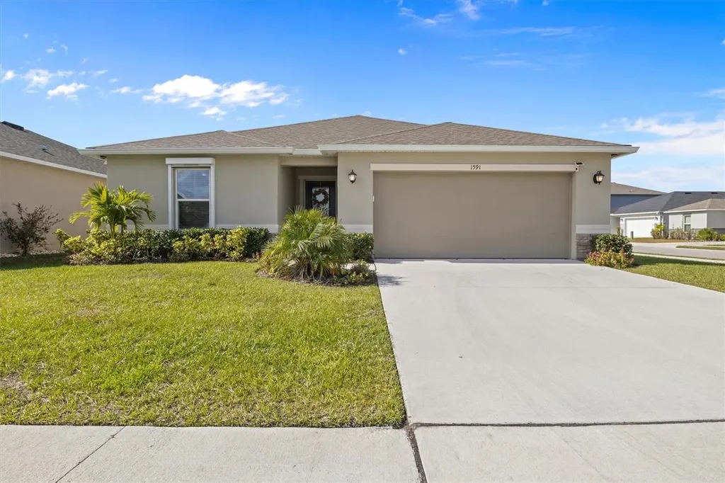 1591 Mattie Pointe Place Auburndale FL 33823