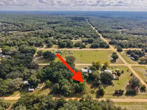 206 N Helmers Avenue Interlachen FL 32148