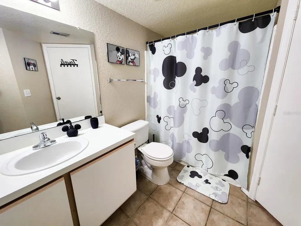 2216 Grand Cayman Court Kissimmee FL 34741