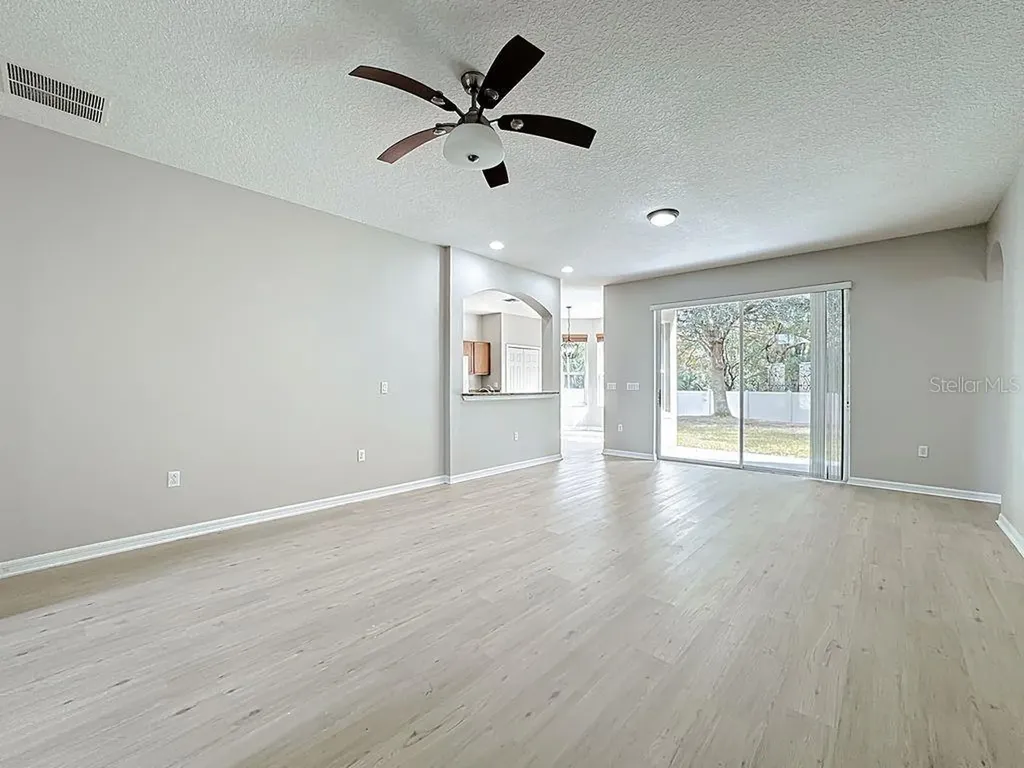 15612 Montesino Drive Orlando FL 32828