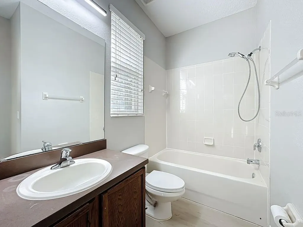 15612 Montesino Drive Orlando FL 32828