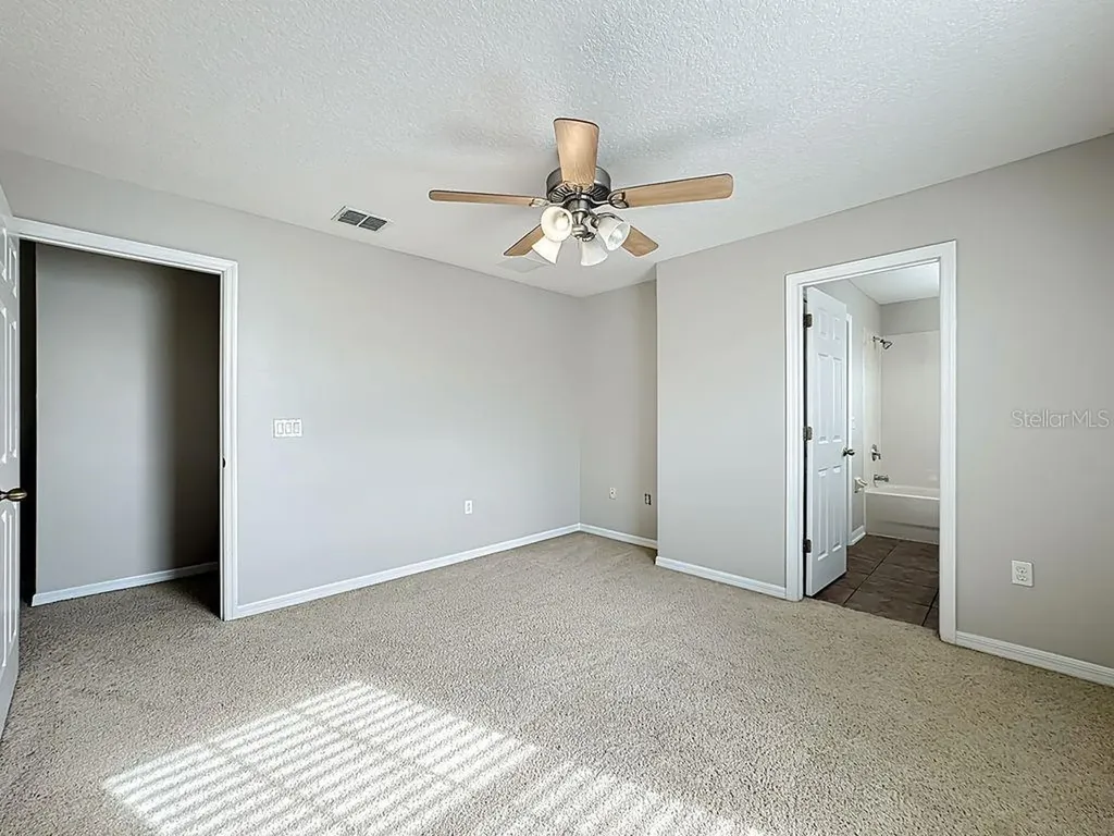 15612 Montesino Drive Orlando FL 32828