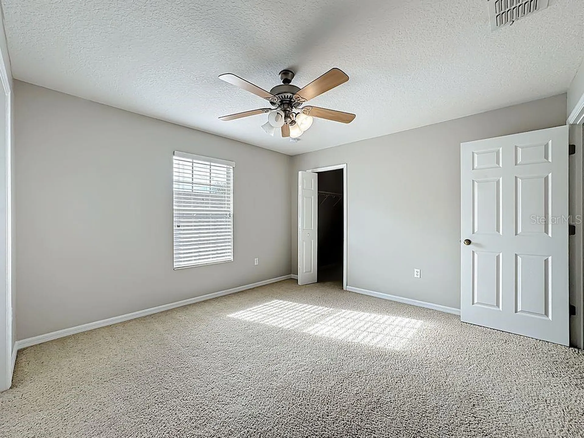 15612 Montesino Drive Orlando FL 32828