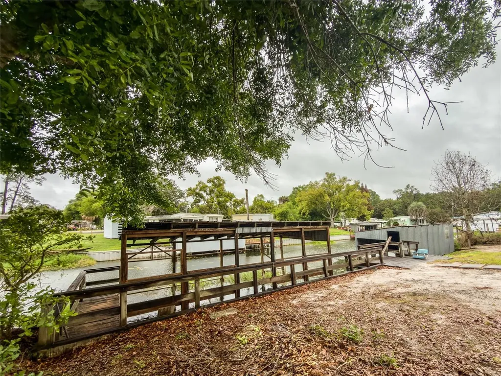 26143 Rose Lane Astatula FL 34705