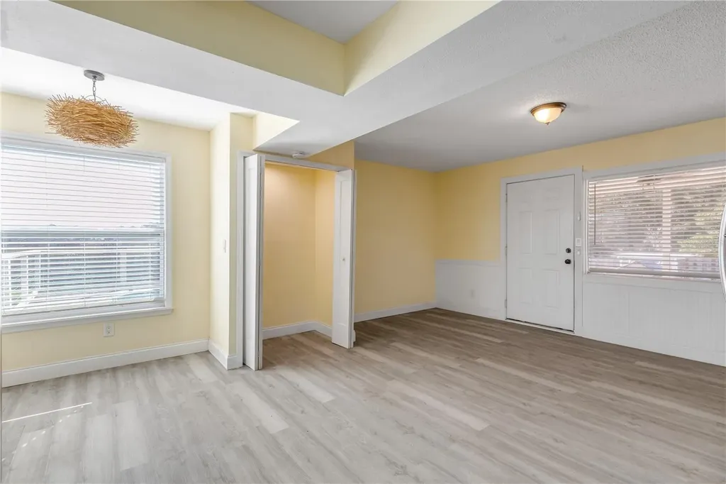 3834 Pioneer Trail New Smyrna Beach FL 32168
