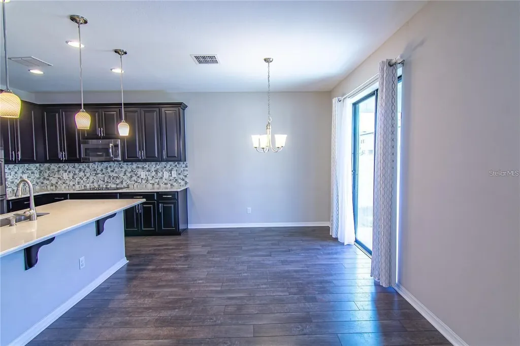 1977 Nature View Drive Lutz FL 33558