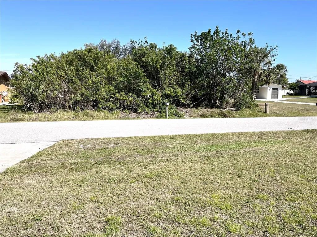 234 Shadow Street NW Port Charlotte FL 33952