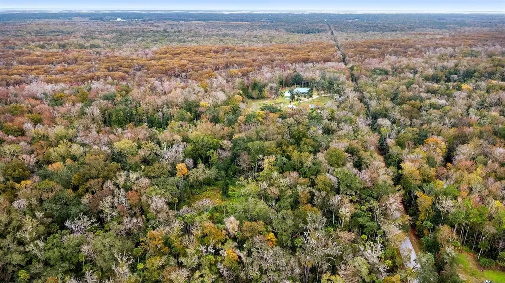 1100 Maytown Road Oak Hill FL 32759
