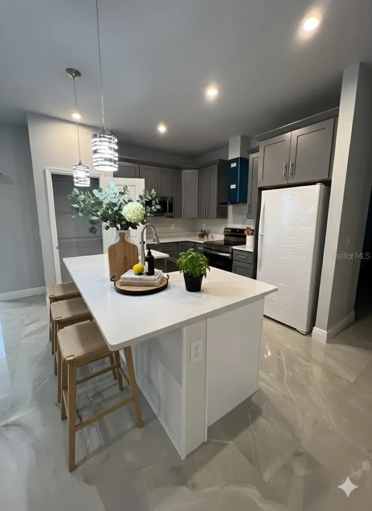 373 Amberjack Poinciana FL 34759