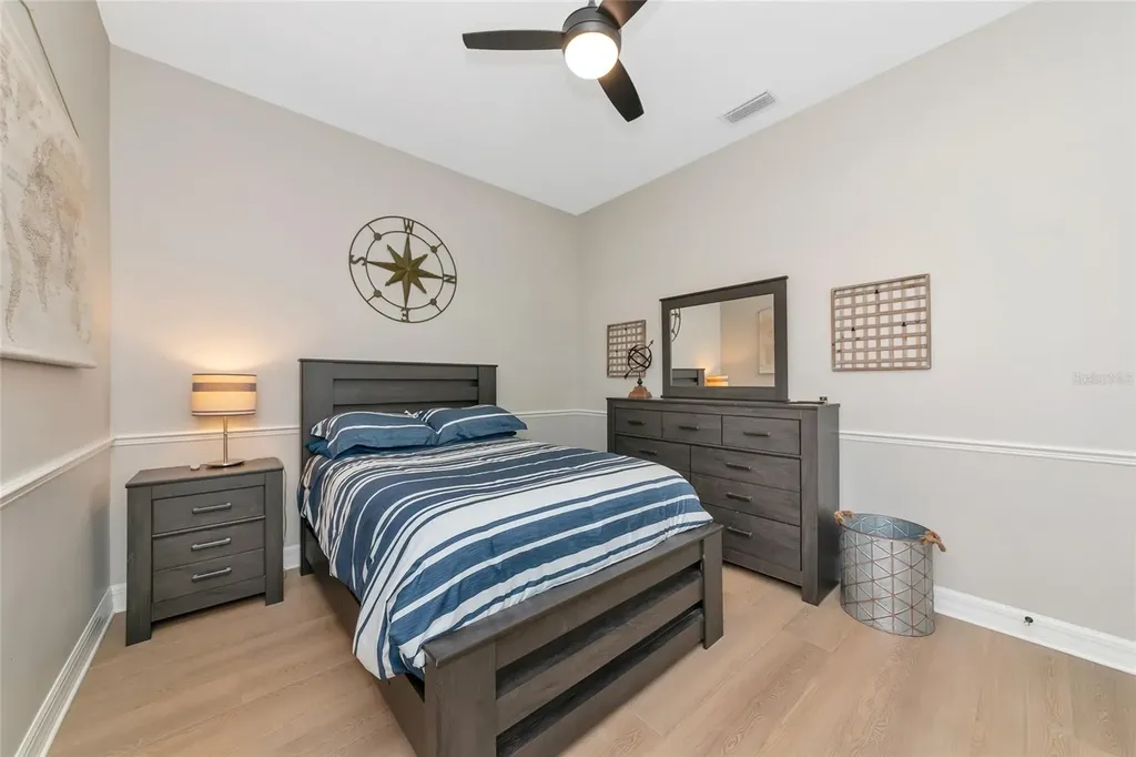 501 169th Court NE Bradenton FL 34212
