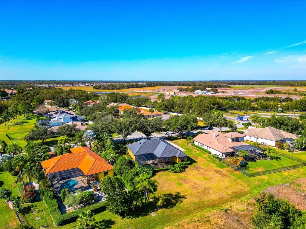 501 169th Court NE Bradenton FL 34212