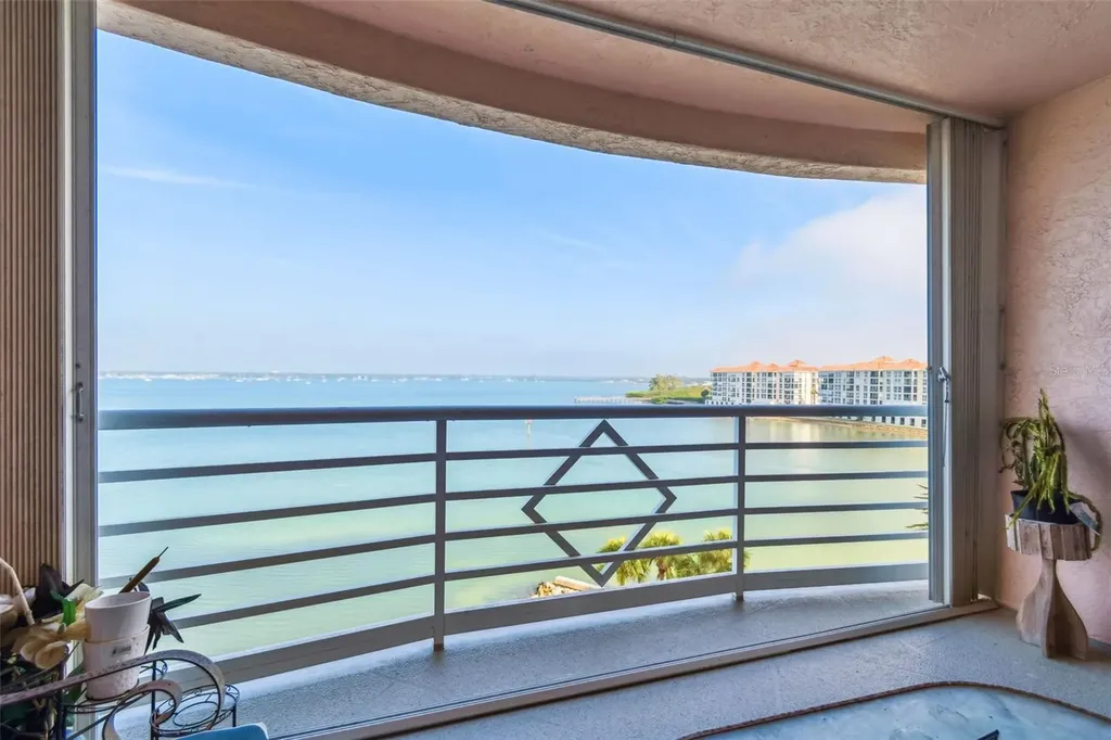 4991 Bacopa Lane S St Petersburg FL 33715
