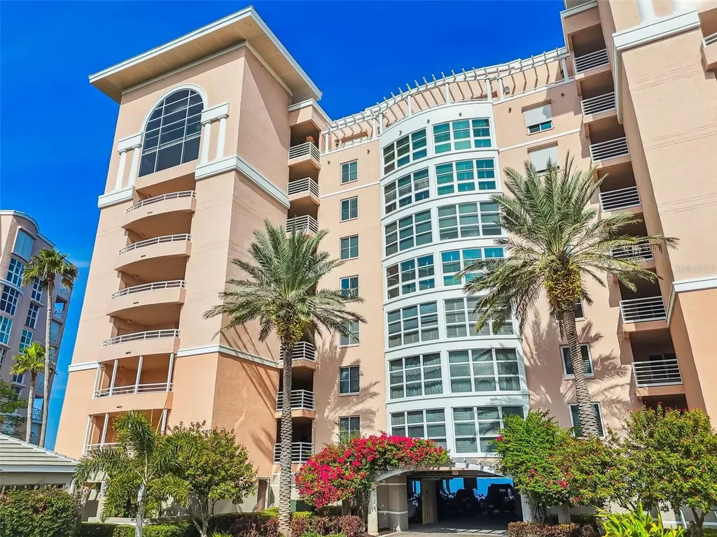 4991 Bacopa Lane S St Petersburg FL 33715