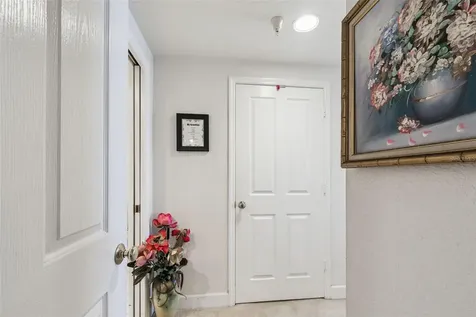 4991 Bacopa Lane S St Petersburg FL 33715