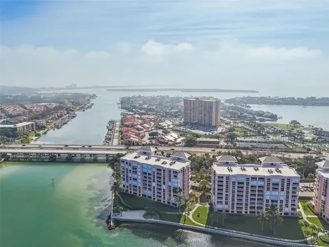 4991 Bacopa Lane S St Petersburg FL 33715