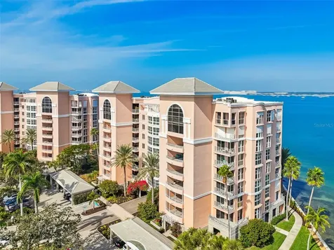 4991 Bacopa Lane S St Petersburg FL 33715