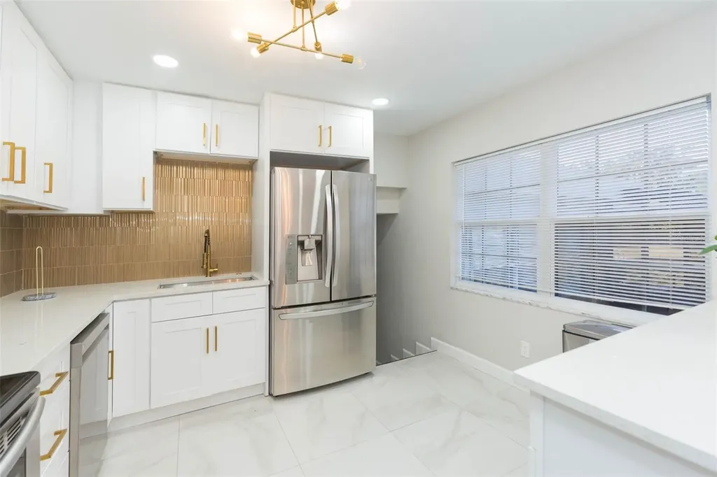 118 2nd Street NW Ruskin FL 33570