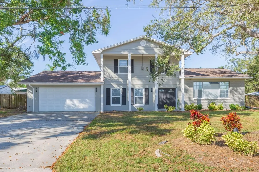 118 2nd Street NW Ruskin FL 33570