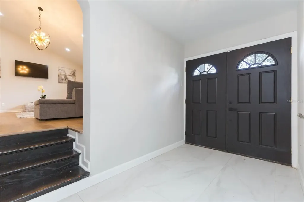 118 2nd Street NW Ruskin FL 33570